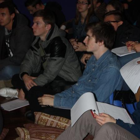 Uczestnicy warsztatów w Galerii Sztuki Dawnej.