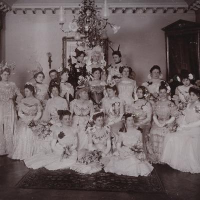 Bal dworski w Wiedniu, ok. 1891-1900, źródło Polona