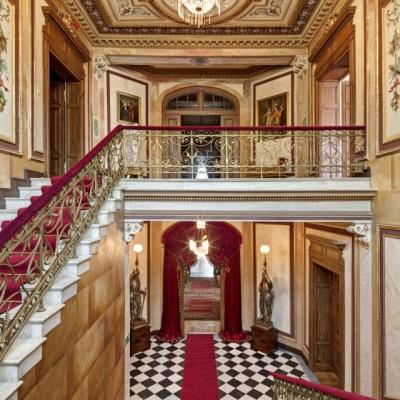 Reprezentacyjny hol w pałacu Herbsta 
