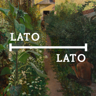 Obraz przedstawia bujny ogród z wąską ścieżką biegnącą przez jego środek. Po lewej stronie ścieżki rosną duże zielone rośliny i białe kwiaty. Po prawej stronie, wśród krzaków, siedzi nagi chłopiec grający na flecie. W głębi obrazu, na końcu ścieżki, widać mężczyznę idącego w stronę jasnego domu. Obraz jest realistyczny, pełen detali roślinności i światła. Na obrazie dodano duży biały napis „LATO” po lewej i po prawej stronie ścieżki, połączony grubą białą linią.