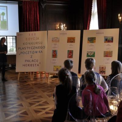 Wyczytywanie wyróżnionych uczniów.